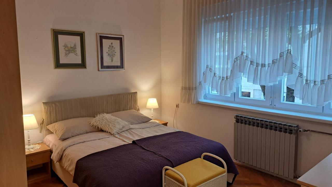 Apartman Jaki Zagreb Exteriör bild