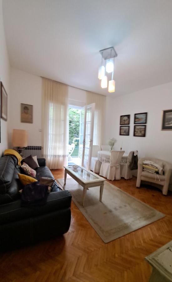 Apartman Jaki Zagreb Exteriör bild