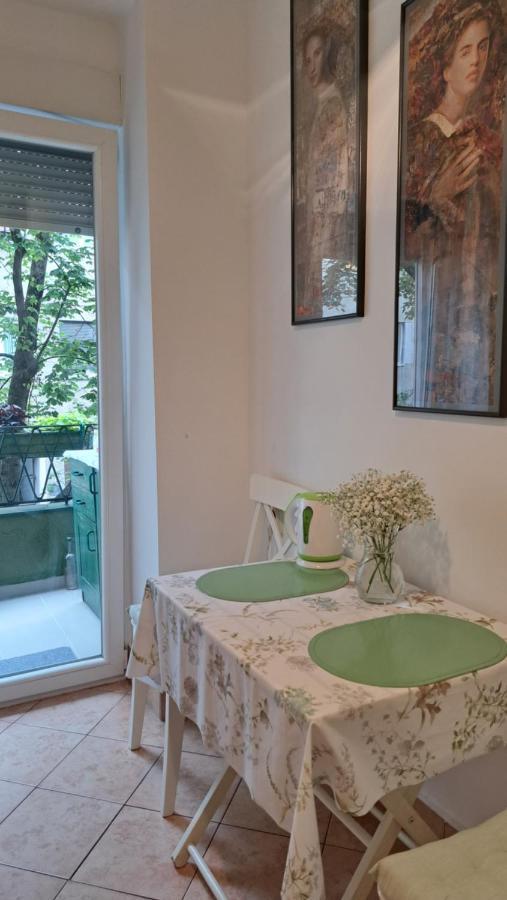 Apartman Jaki Zagreb Exteriör bild