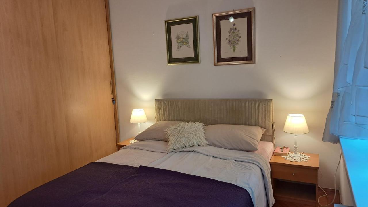 Apartman Jaki Zagreb Exteriör bild